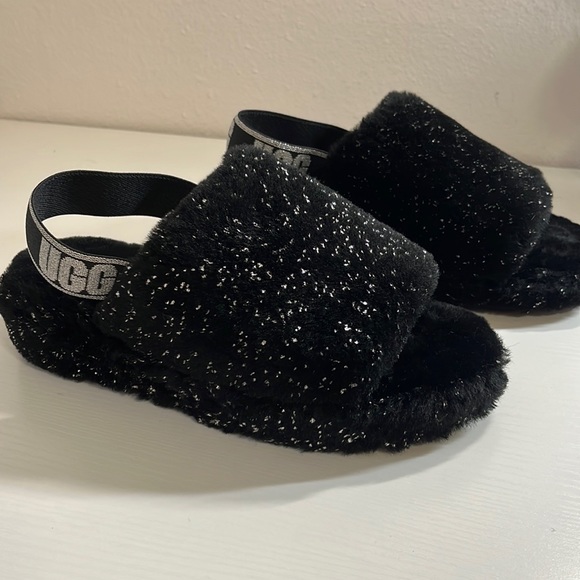 New, Ugg slippers. - Picture 2 of 4